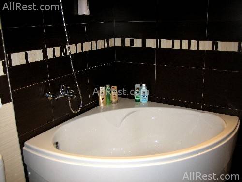 Alexander Business Apts. 5